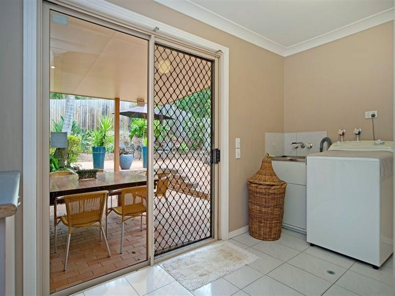 17 Penrith, Helensvale QLD 4212