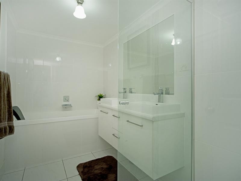 23/11 Taylor Street, Biggera Waters QLD 4216