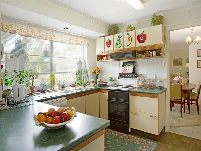 15 Latrobe Avenue, Helensvale QLD 4212