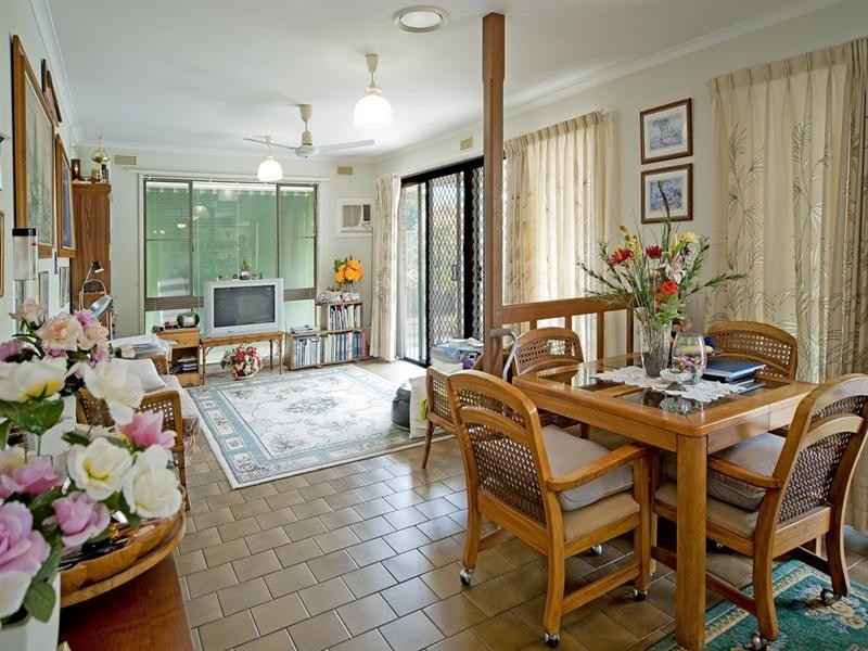 15 Latrobe Avenue, Helensvale QLD 4212