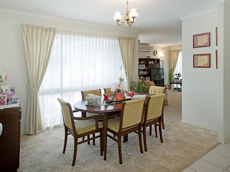 15 Latrobe Avenue, Helensvale QLD 4212