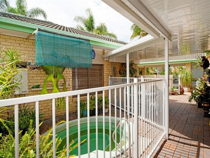 15 Latrobe Avenue, Helensvale QLD 4212