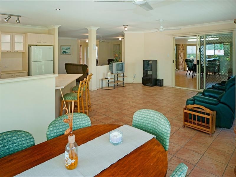 20 Urangan Court, Helensvale QLD 4212