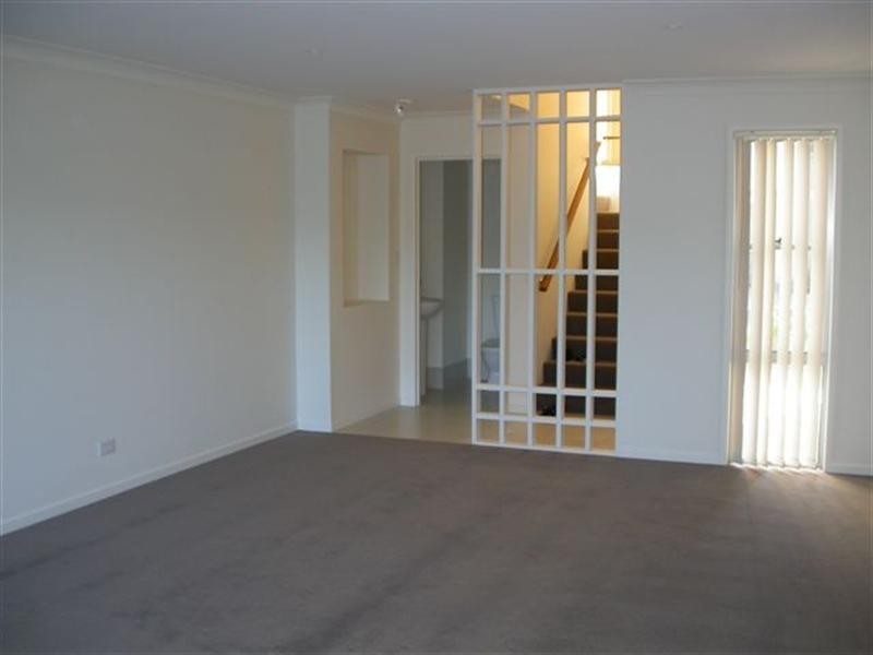 22/1 Belongil Street, Pacific Pines QLD 4211