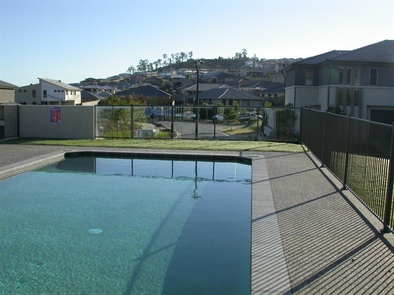 22/1 Belongil Street, Pacific Pines QLD 4211