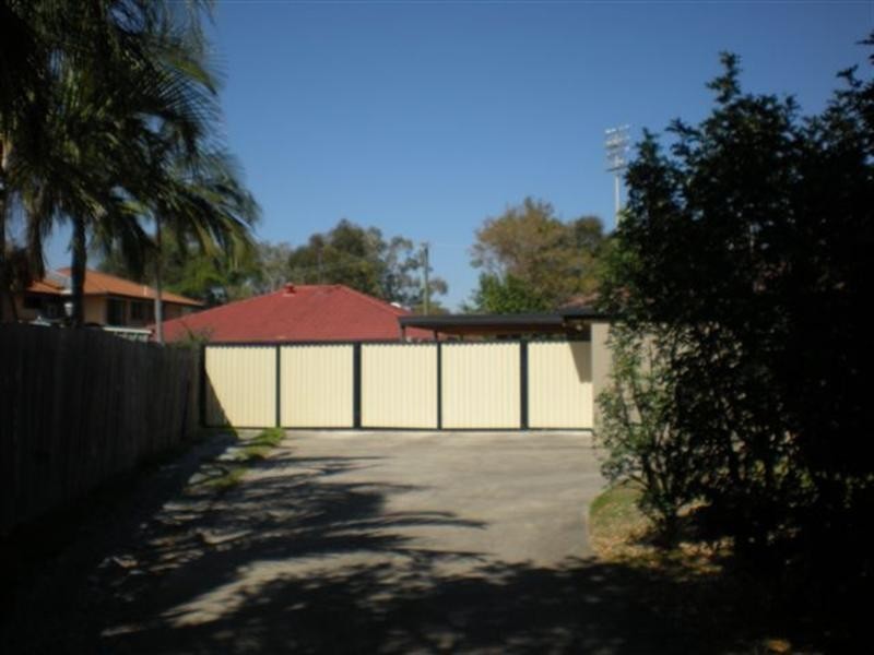 2/92 Botanical Drive, Labrador QLD 4215