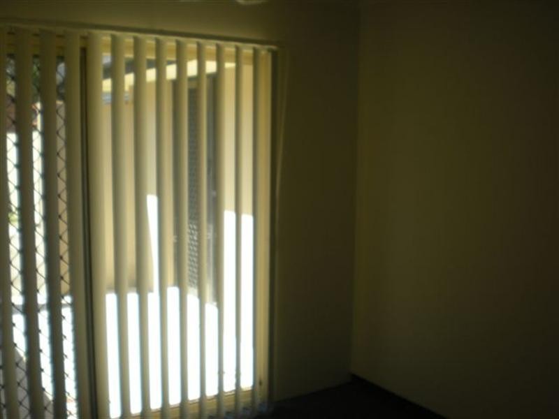 2/92 Botanical Drive, Labrador QLD 4215