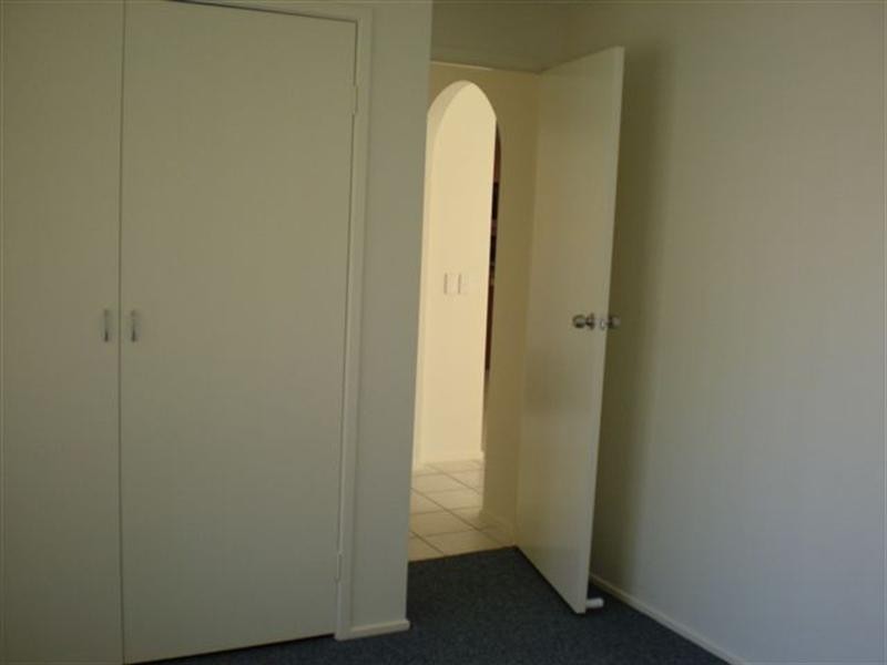 2/92 Botanical Drive, Labrador QLD 4215