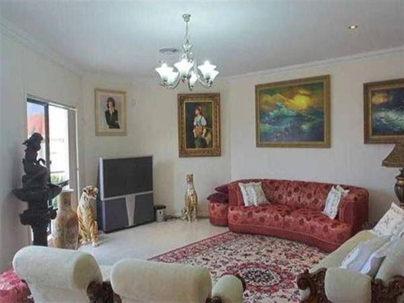 11 Mercure Place, Highland Park QLD 4211