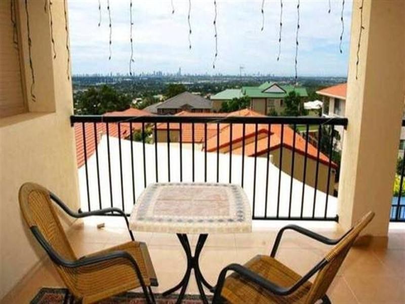 11 Mercure Place, Highland Park QLD 4211