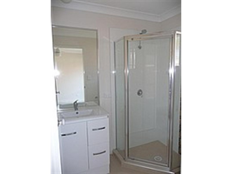 2/16 Bellinger Key, Pacific Pines QLD 4211