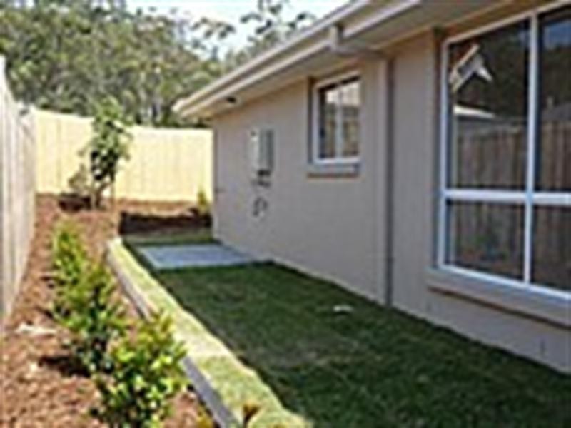2/16 Bellinger Key, Pacific Pines QLD 4211