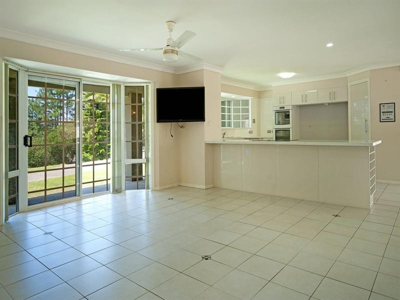 109 Glade Drive, Gaven QLD 4211