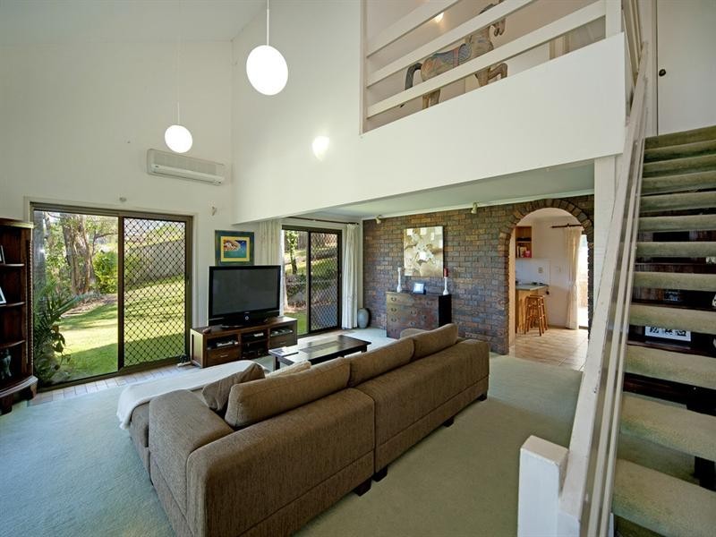 66 Castle Hill Drive South, Gaven QLD 4211