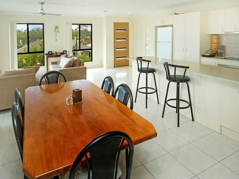 2/18 Hydrangea, Ormeau QLD 4208