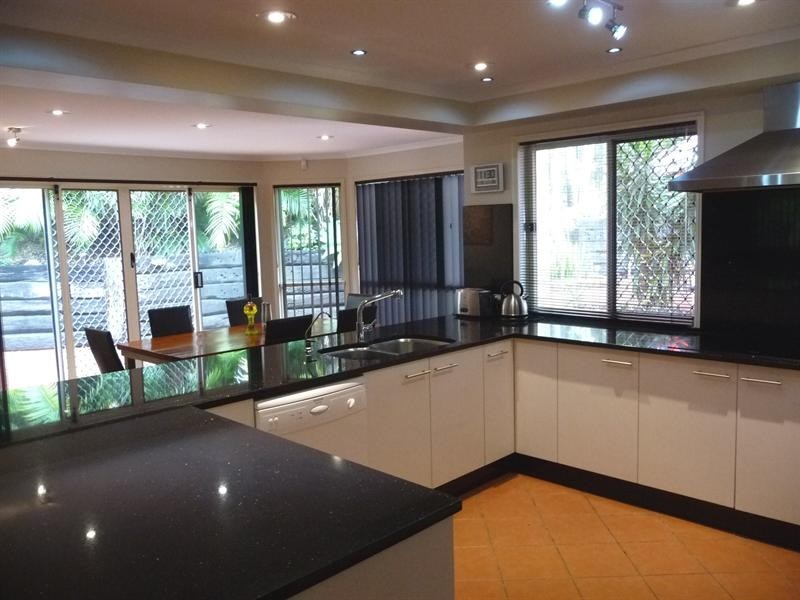 26 Polynesia Avenue, Pacific Pines QLD 4211