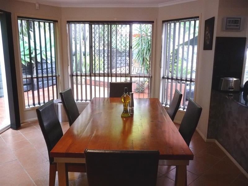 26 Polynesia Avenue, Pacific Pines QLD 4211