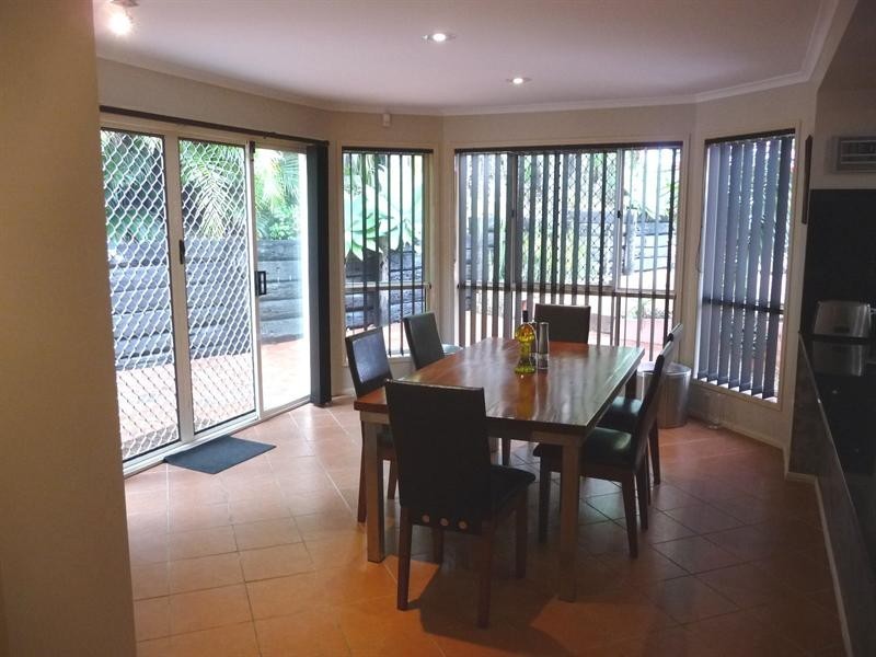 26 Polynesia Avenue, Pacific Pines QLD 4211