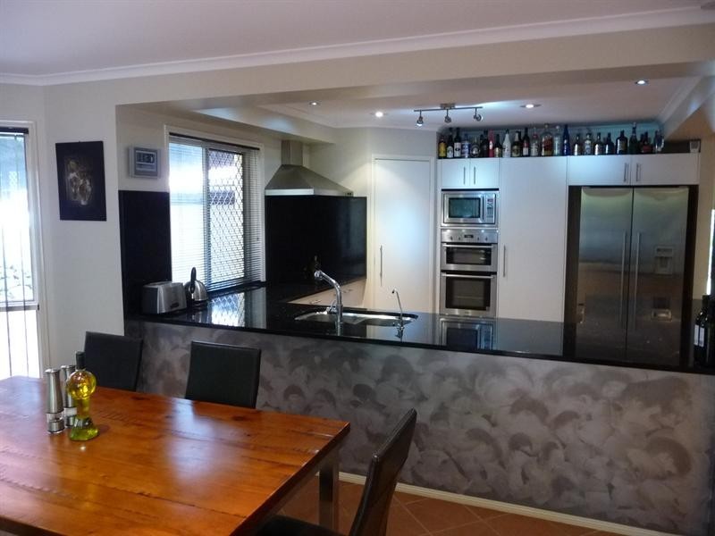 26 Polynesia Avenue, Pacific Pines QLD 4211