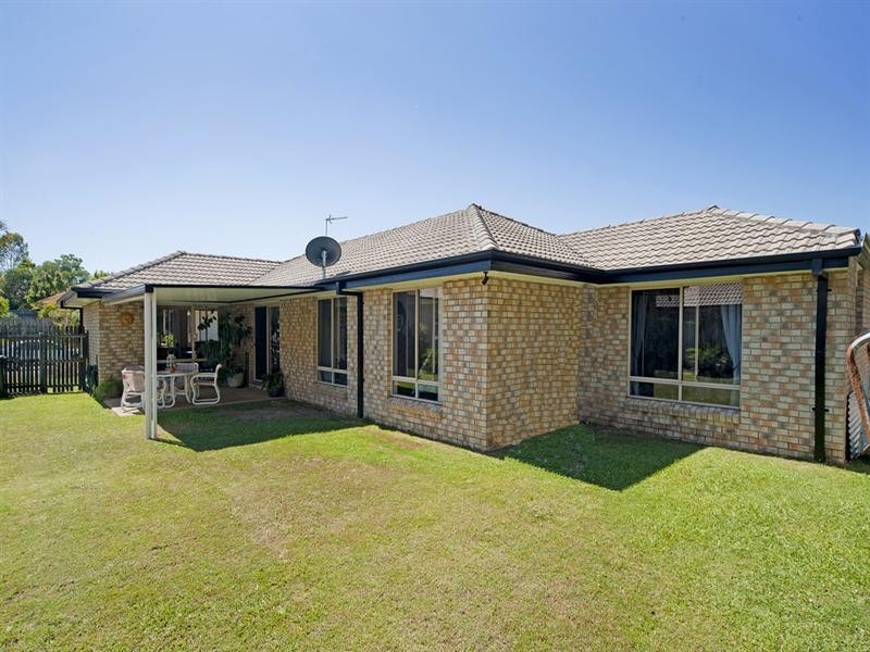 14 Whyalla Court, Helensvale QLD 4212