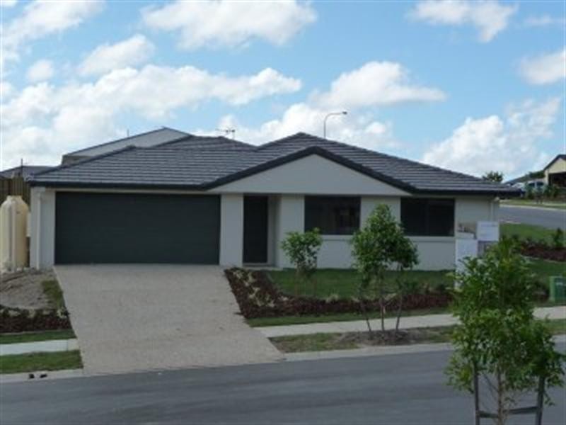 55A Wunburra Circuit, Pacific Pines QLD 4211