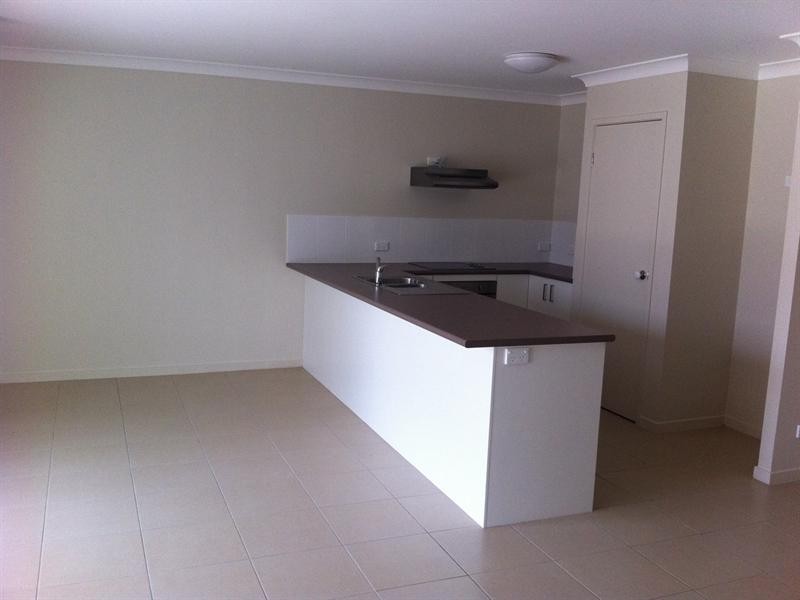 55A Wunburra Circuit, Pacific Pines QLD 4211