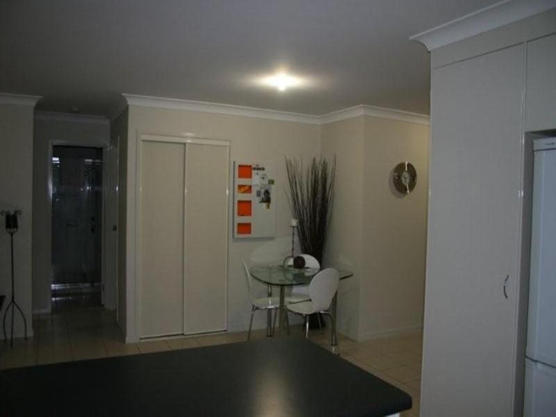 6 Gerard Street, Pacific Pines QLD 4211