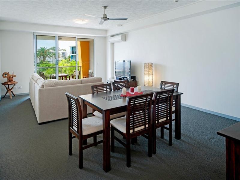 322/66 Sickle Avenue, Hope Island QLD 4212