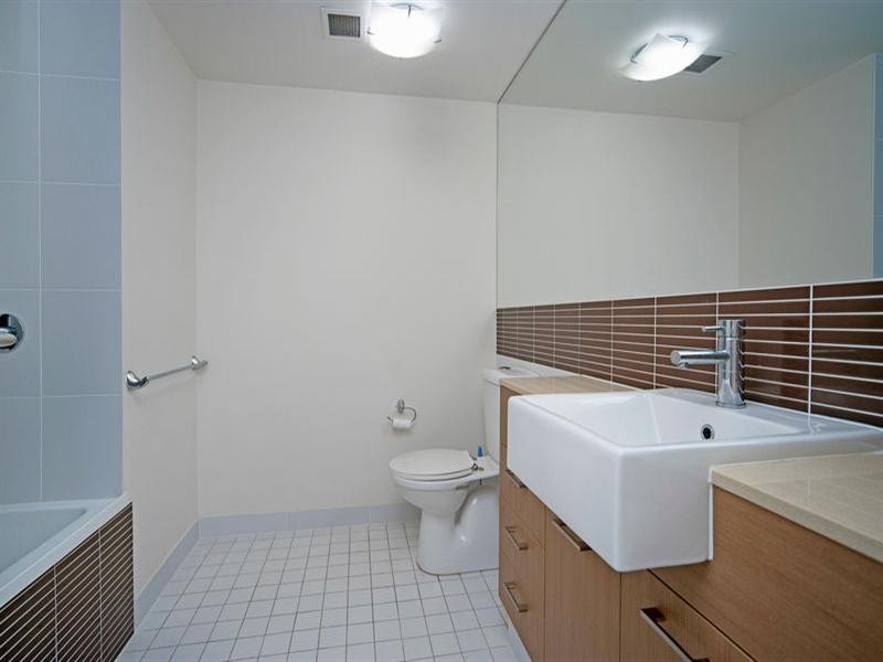 322/66 Sickle Avenue, Hope Island QLD 4212