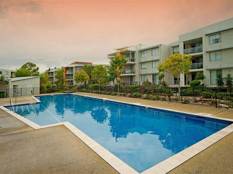 322/66 Sickle Avenue, Hope Island QLD 4212