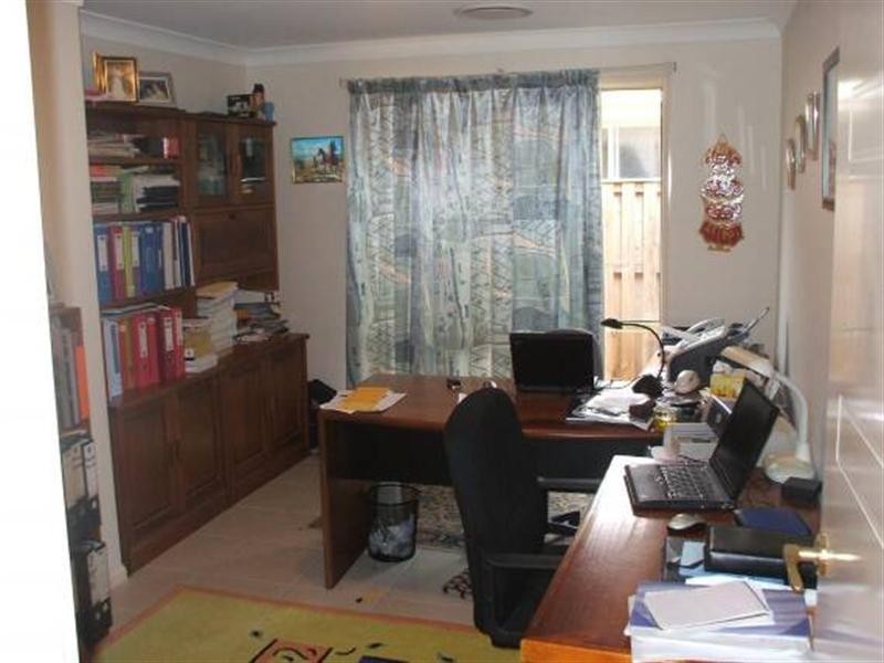2 Belongil Street, Pacific Pines QLD 4211