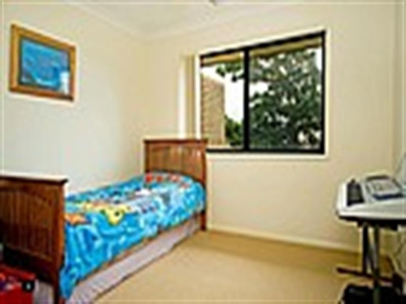 2/18 Hydrangea Street, Ormeau QLD 4208