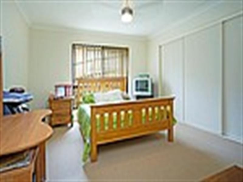 2/18 Hydrangea Street, Ormeau QLD 4208