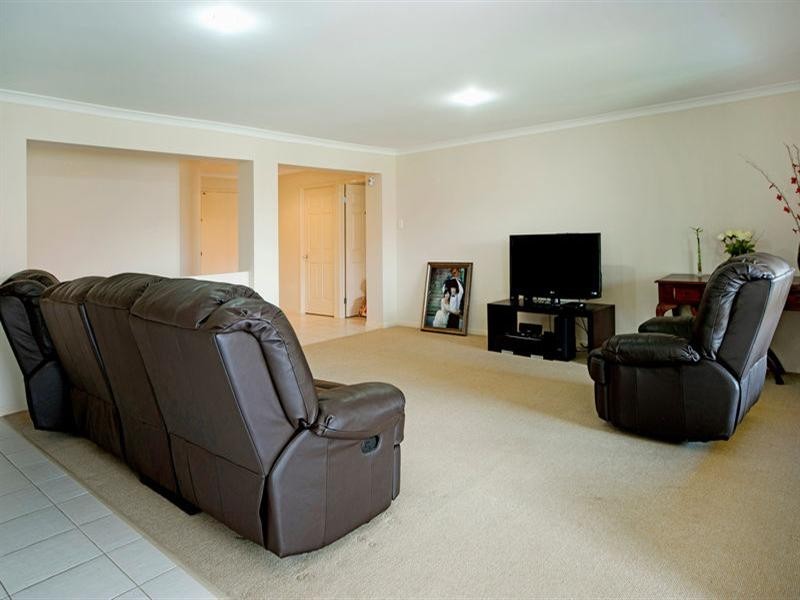 19 Heather Drive, Upper Coomera QLD 4209