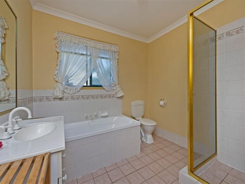 12 Axis Close, Upper Coomera QLD 4209