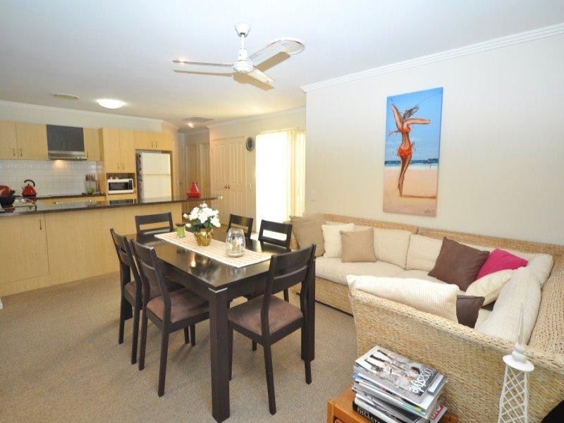 95 Lindfield Road, Helensvale QLD 4212