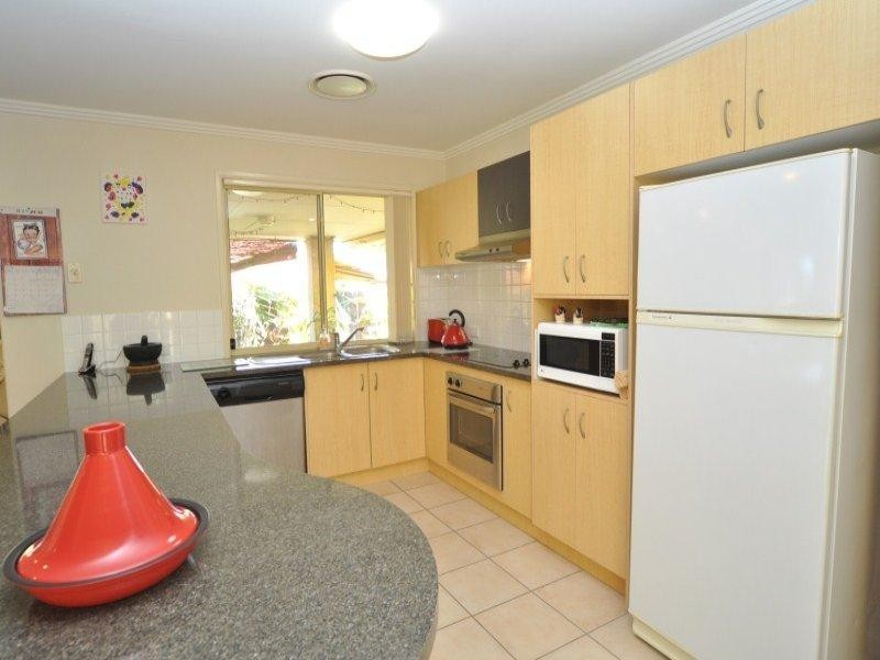95 Lindfield Road, Helensvale QLD 4212