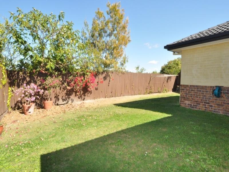 95 Lindfield Road, Helensvale QLD 4212