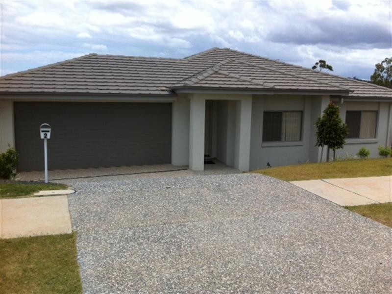 2/47 Fortescue Street, Pacific Pines QLD 4211