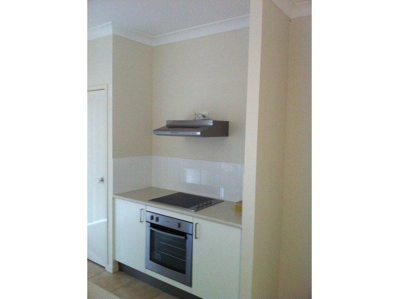 2/47 Fortescue Street, Pacific Pines QLD 4211