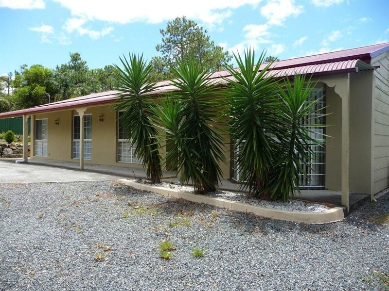 16 Connemara Road, Gaven QLD 4211