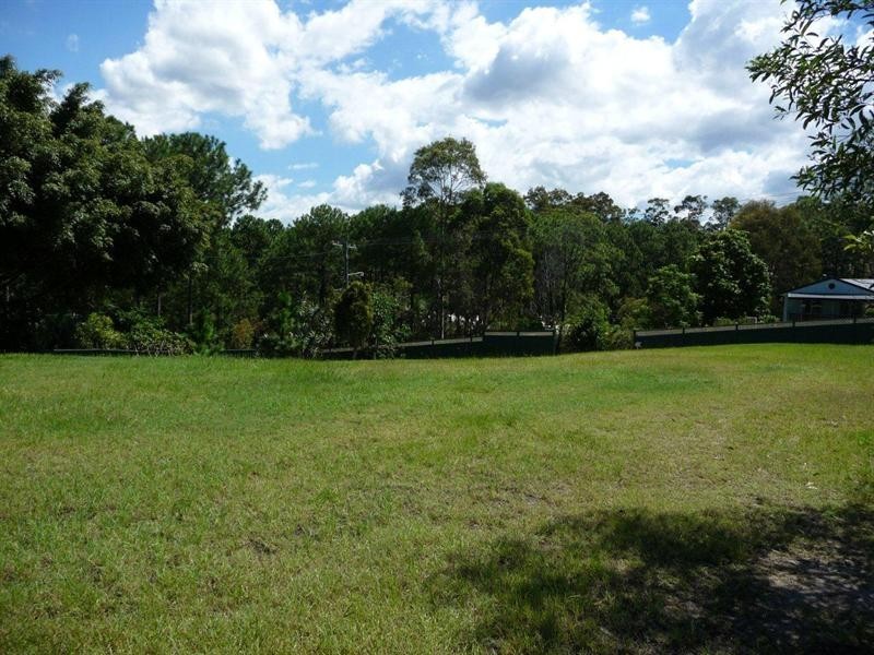 16 Connemara Road, Gaven QLD 4211