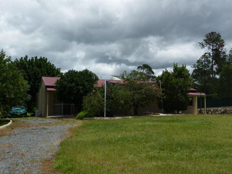 16 Connemara Road, Gaven QLD 4211