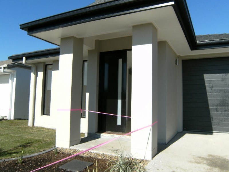 51 The Landings, Upper Coomera QLD 4209