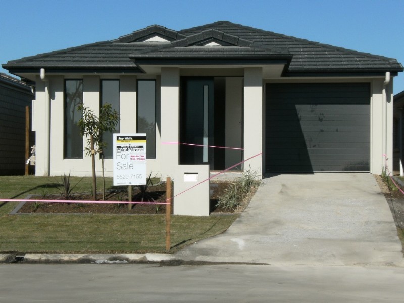 51 The Landings, Upper Coomera QLD 4209