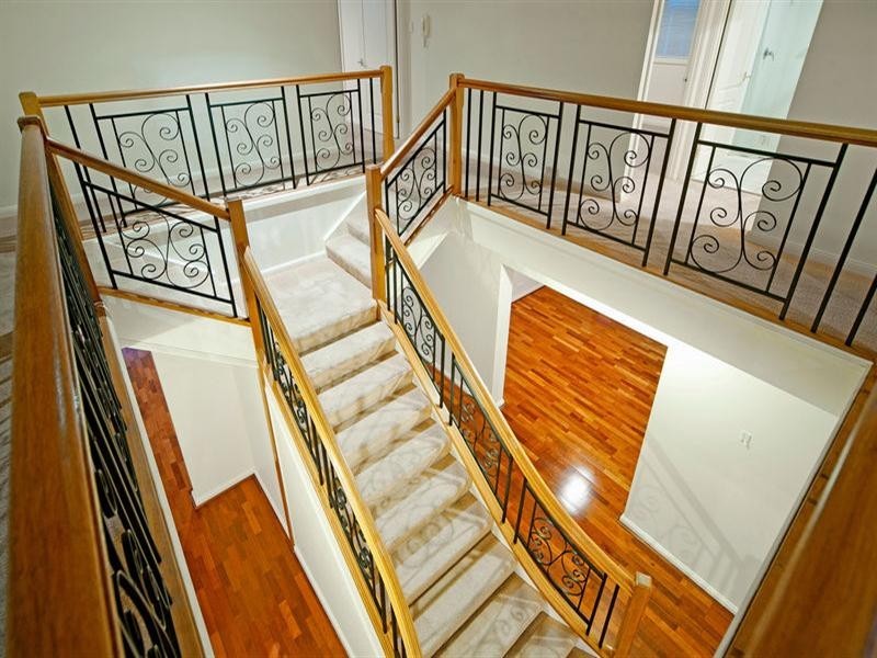 17 Sabrina Avenue, Helensvale QLD 4212