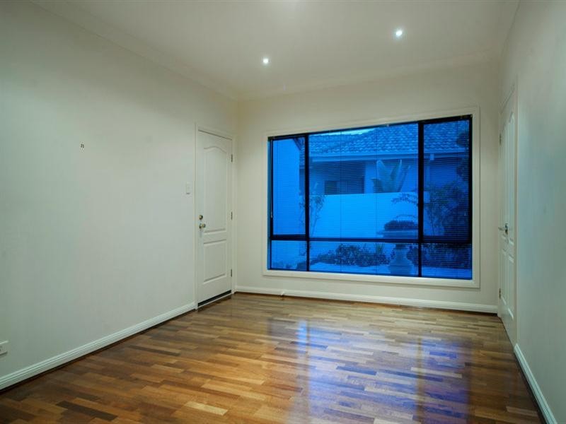 17 Sabrina Avenue, Helensvale QLD 4212