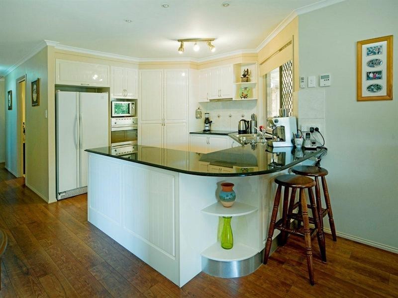 5 Brewer Court, Parkwood QLD 4214