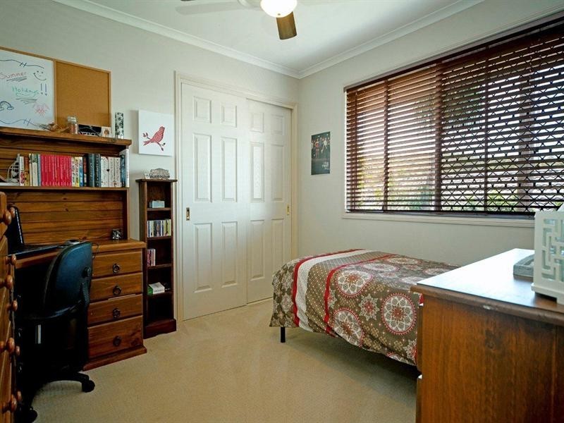 5 Brewer Court, Parkwood QLD 4214