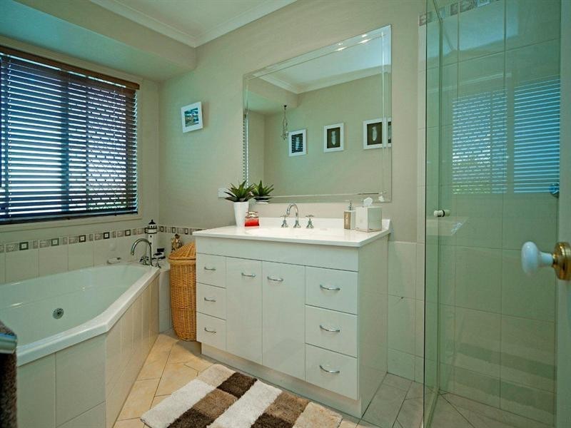 5 Brewer Court, Parkwood QLD 4214